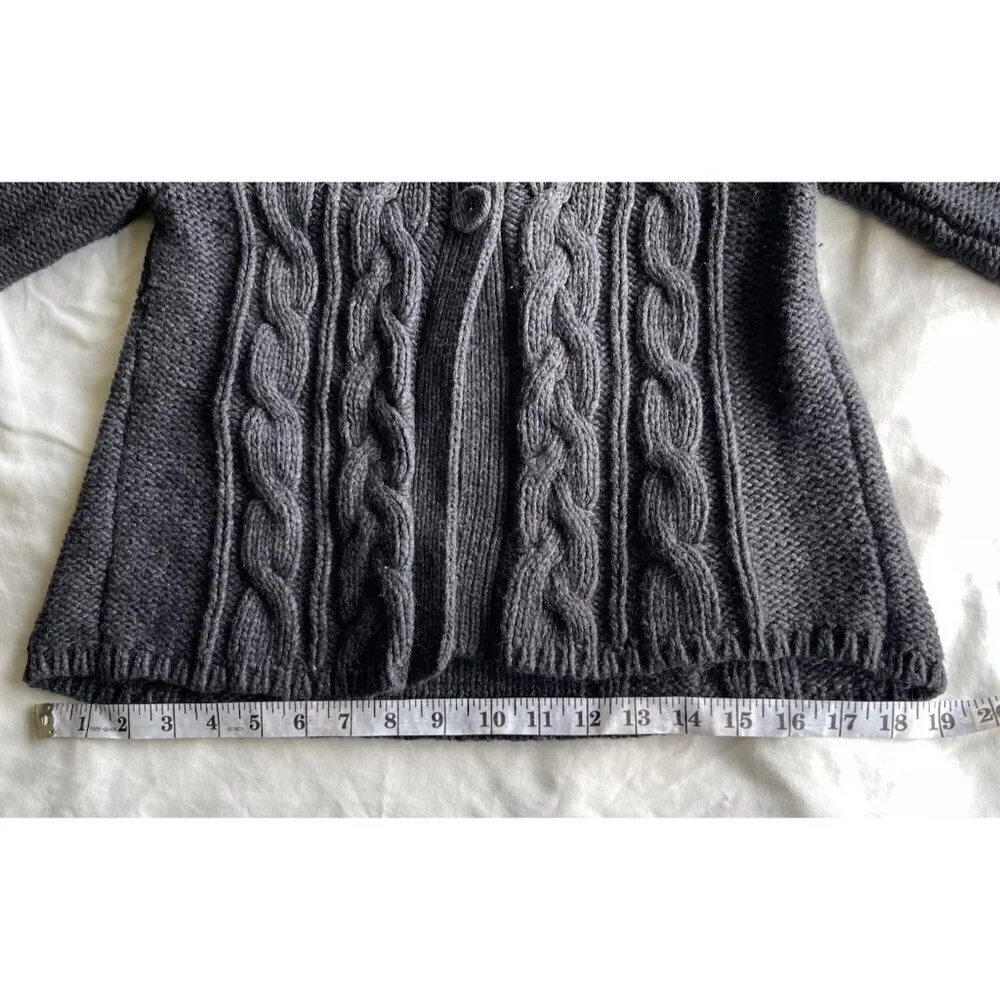 Vintage American Eagle Women’s sz Medium Cropped Pullover Gray Knitted Sweater